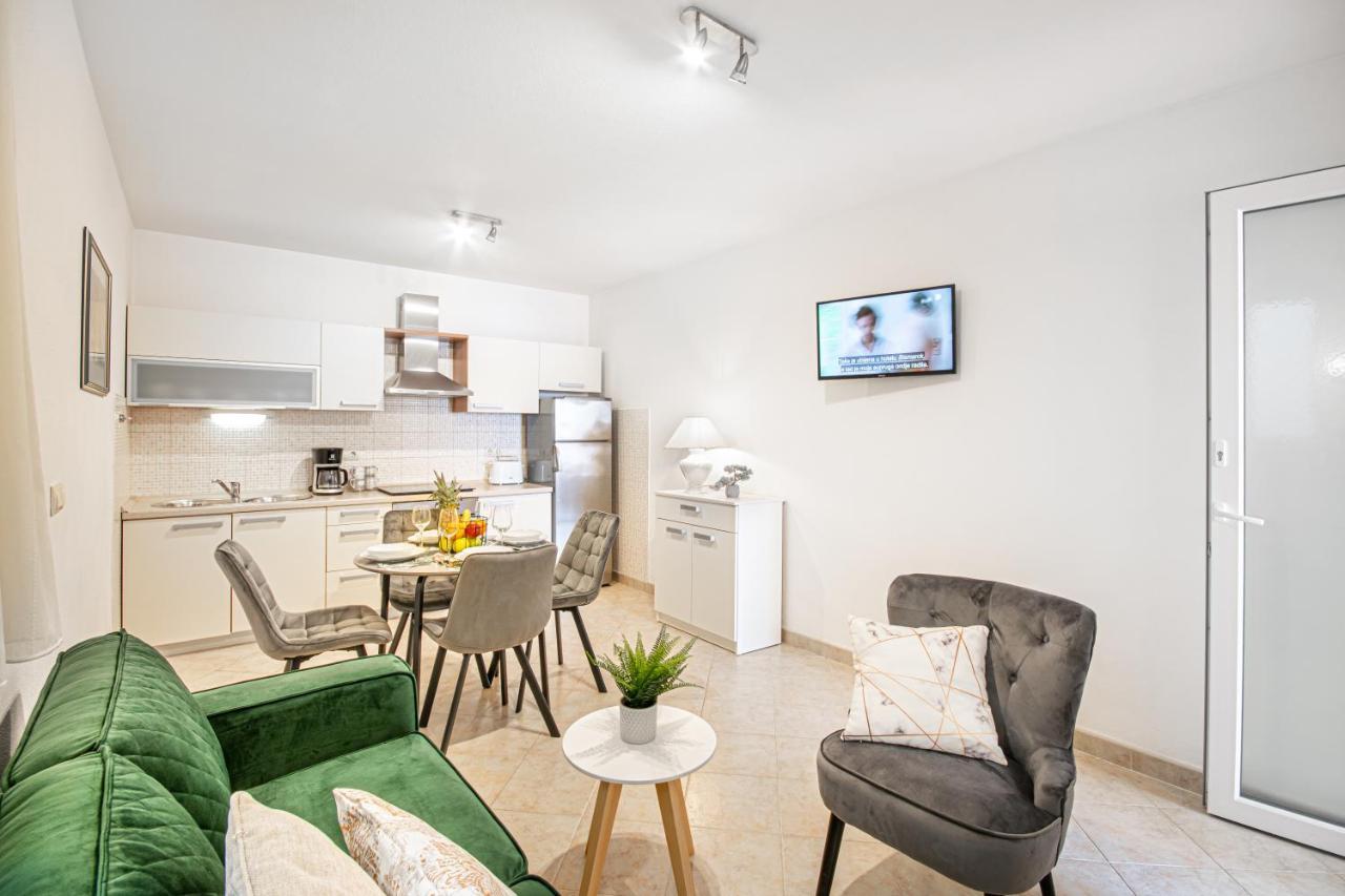 Apartments Klement Brela Zewnętrze zdjęcie
