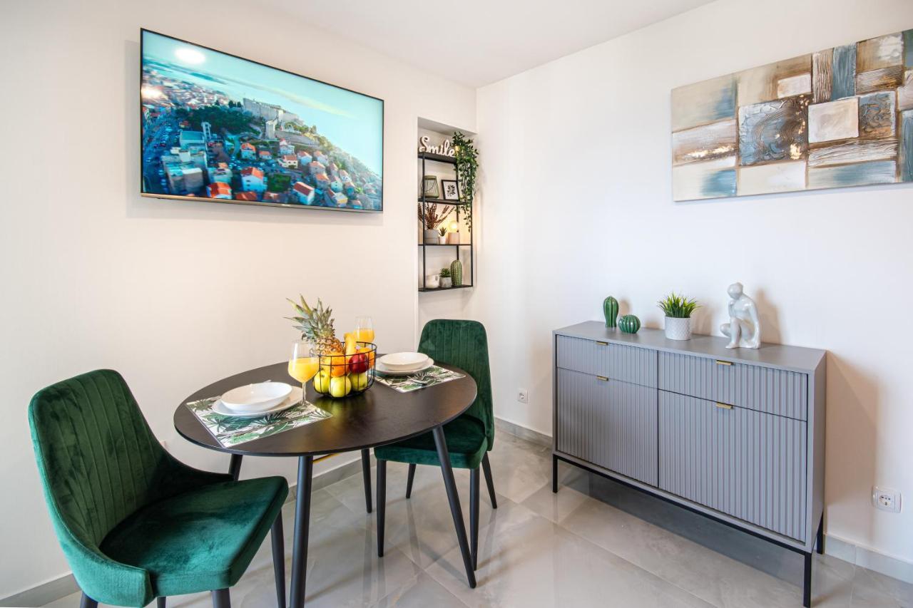 Apartments Klement Brela Zewnętrze zdjęcie