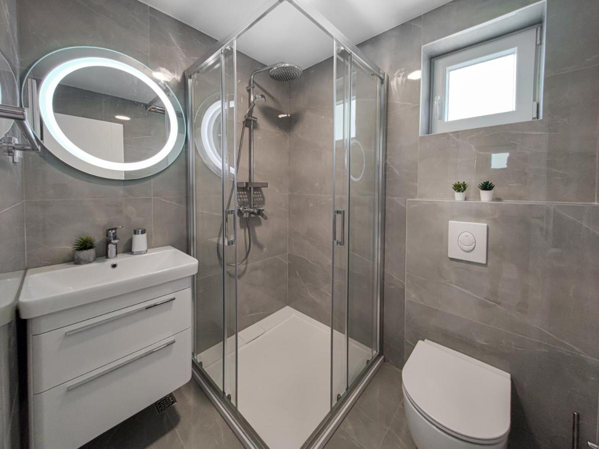 Apartments Klement Brela Zewnętrze zdjęcie