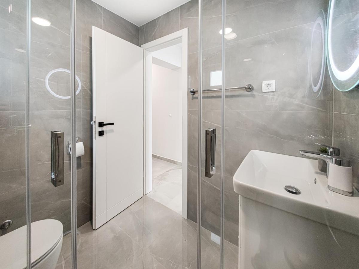 Apartments Klement Brela Zewnętrze zdjęcie